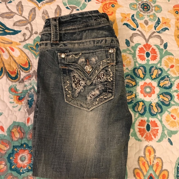 Miss Me Cropped Jeans/Capris - Picture 4 of 7